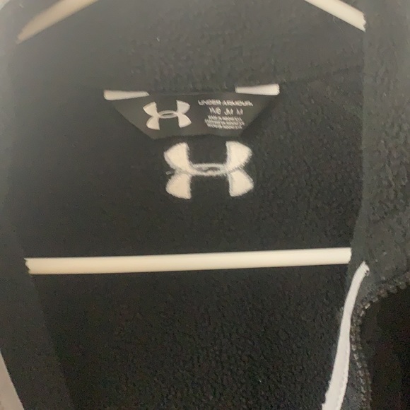 Boys UA fleece jacket size M - Picture 2 of 4